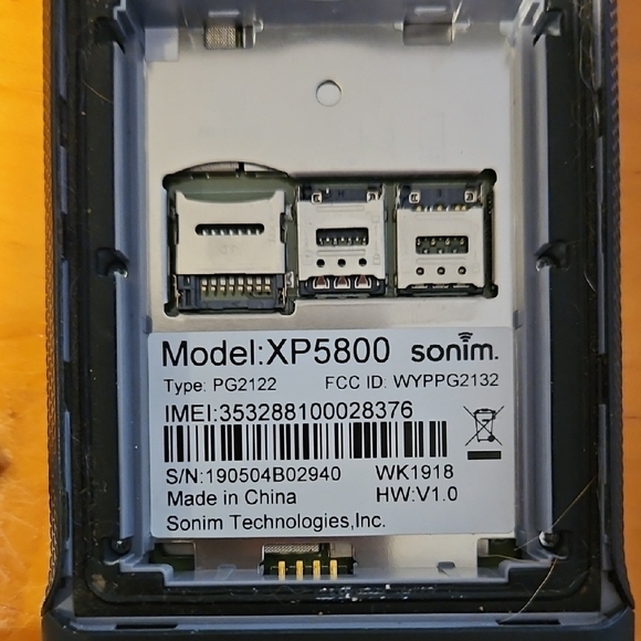 Black Rugged Cell Phone - Picture 2 of 8